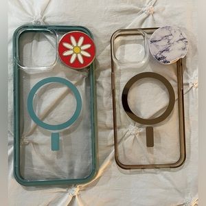 Bundle of 2 IPhone 12, 13 clear cover with PopSockets, OtterBox, Heyday